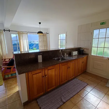 Madeira V2 Nyaraló Porto da Cruz