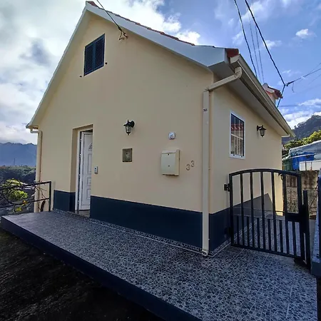 Madeira V2 Nyaraló *